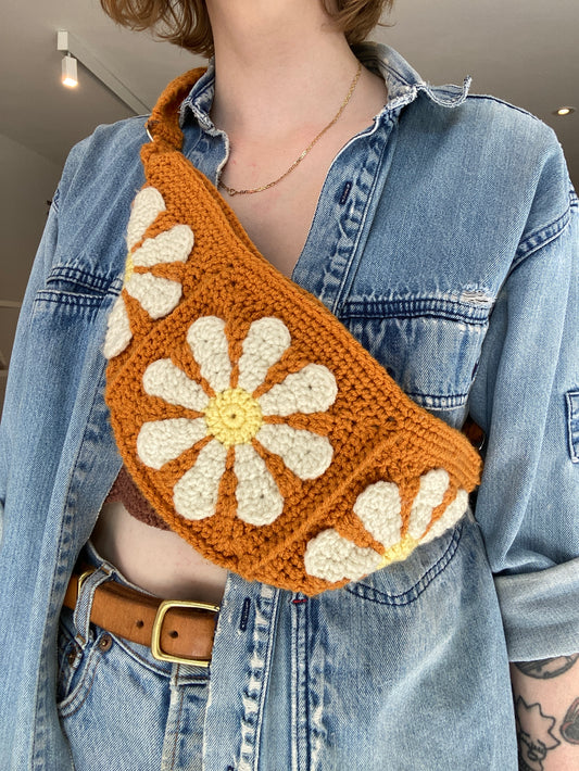 Retro Floral Crossbody Bag
